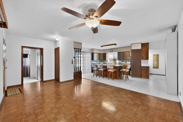 718 E Pueblo, Espanola, NM 87532