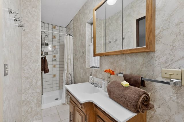 718 E Pueblo, Espanola, NM 87532