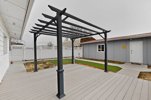 718 E Pueblo, Espanola, NM 87532