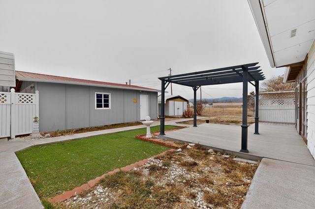 718 E Pueblo, Espanola, NM 87532