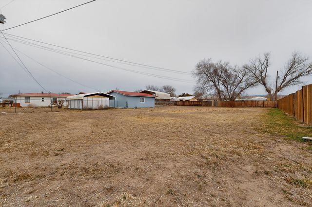 718 E Pueblo, Espanola, NM 87532