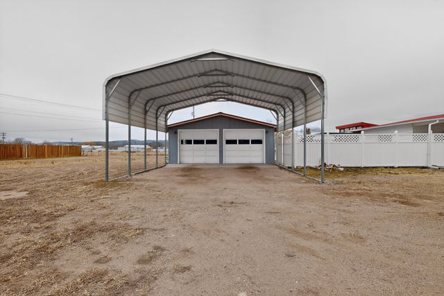 718 E Pueblo, Espanola, NM 87532