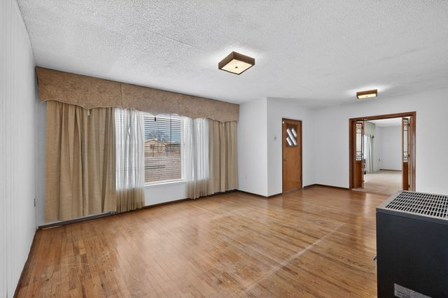 718 E Pueblo, Espanola, NM 87532