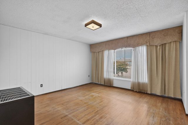 718 E Pueblo, Espanola, NM 87532