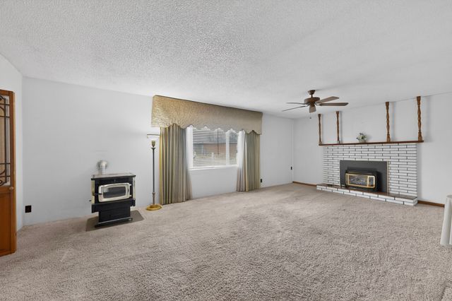 718 E Pueblo, Espanola, NM 87532