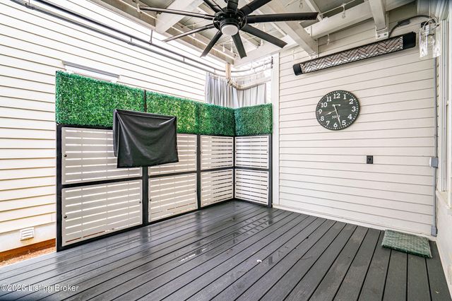 9513 Indian Pipe Ln, Prospect, KY 40059