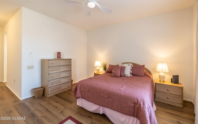 1942 W Amblemorn Drive, Green Valley, AZ 85622