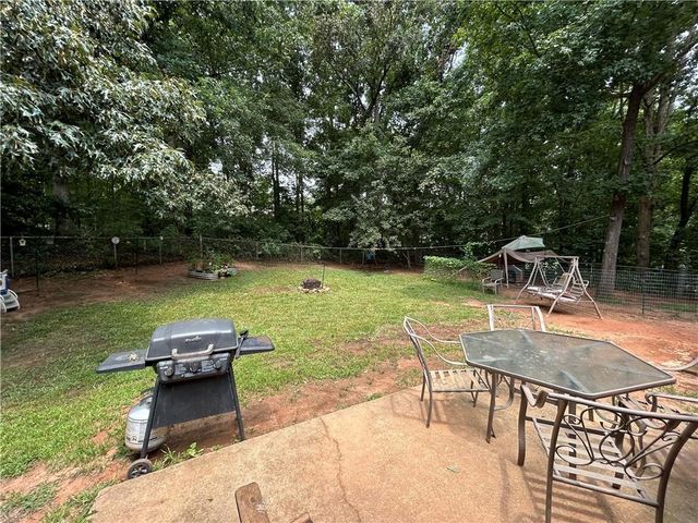 113 Timberwood Drive, Stockbridge, GA 30281