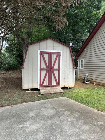 113 Timberwood Drive, Stockbridge, GA 30281