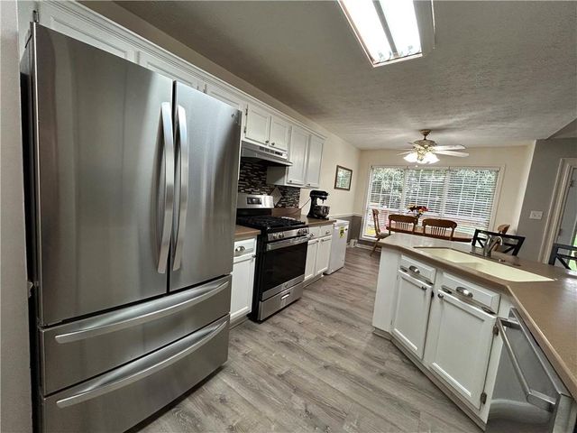 113 Timberwood Drive, Stockbridge, GA 30281