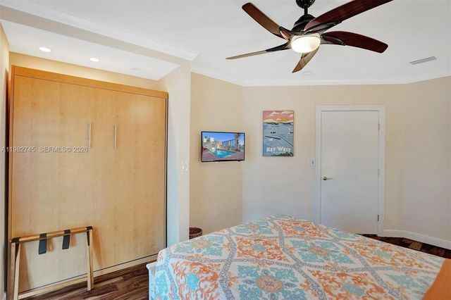 3942 NE 171st St 4A, North Miami Beach, FL 33160