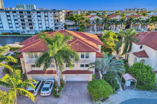 3942 NE 171st St 4A, North Miami Beach, FL 33160