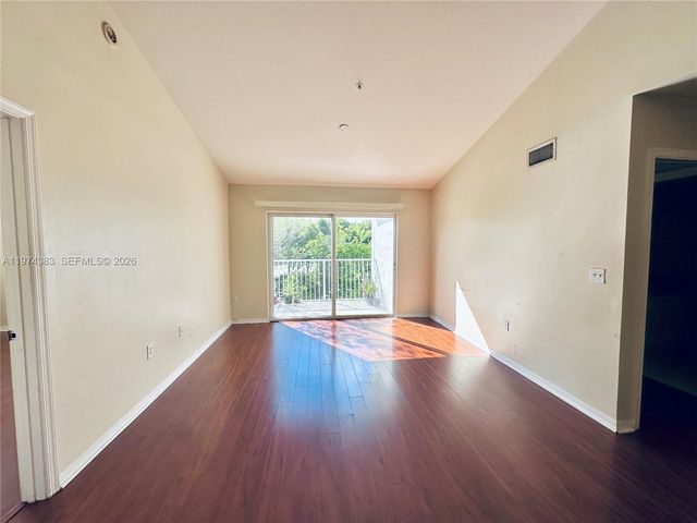 11185 SW 6th Street 303, Pembroke Pines, FL 33025