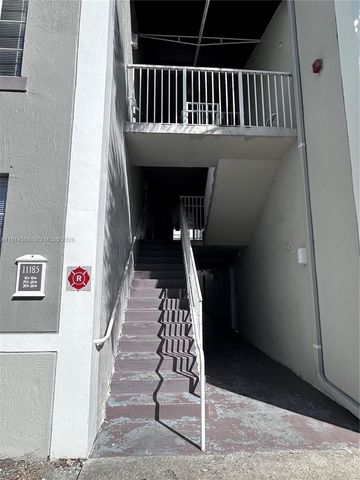 11185 SW 6th Street 303, Pembroke Pines, FL 33025