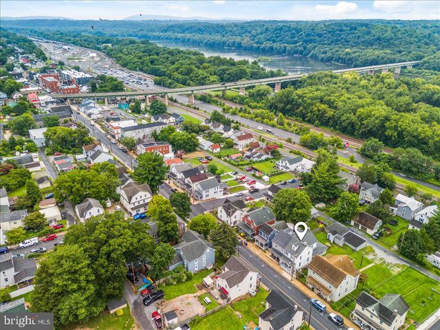 412 W POTOMAC ST, Brunswick, MD 21716