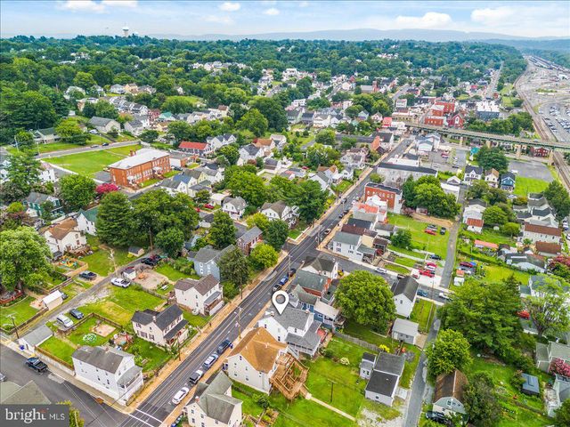 412 W POTOMAC ST, Brunswick, MD 21716