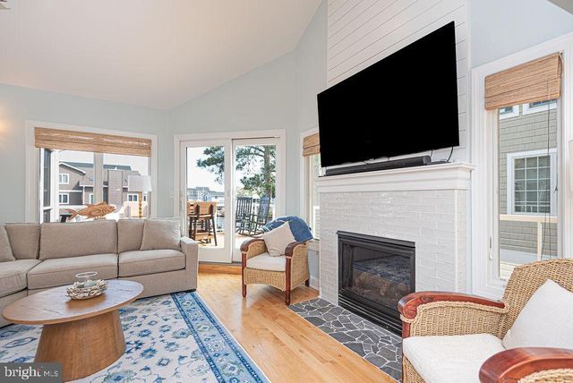 20 S ANCHORAGE AVE, South Bethany, DE 19930