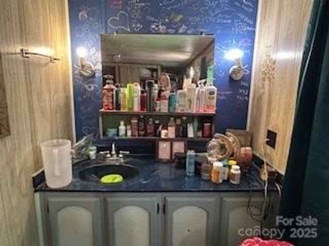 40 Robinson Holler Drive, Marion, NC 28752