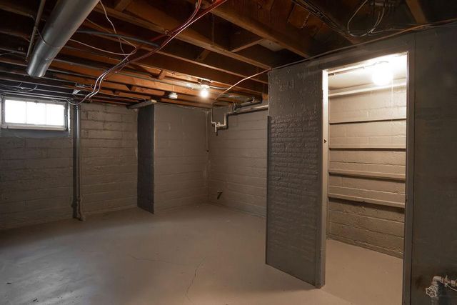 5247 Dupont Avenue N, Minneapolis, MN 55430