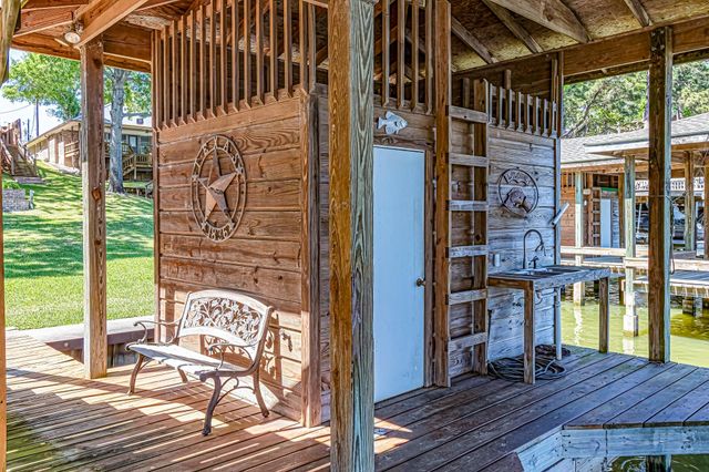 1436 Indian Hill Boulevard, Livingston, TX 77351