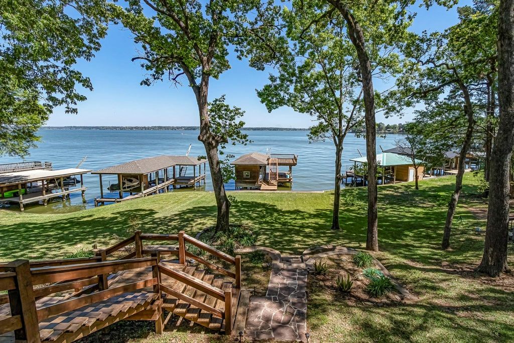 1436 Indian Hill Boulevard, Livingston, TX 77351