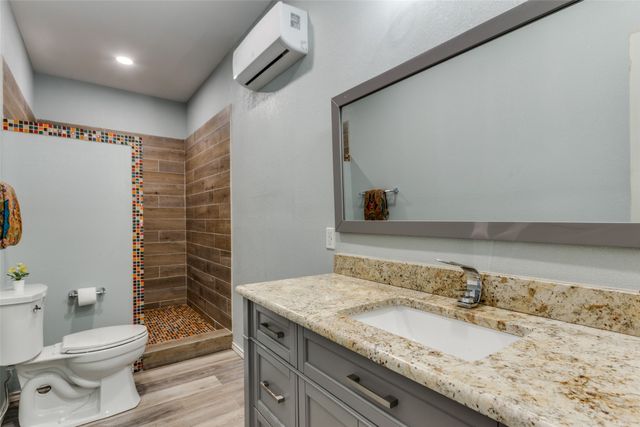 332 Hometown Way, Springtown, TX 76082