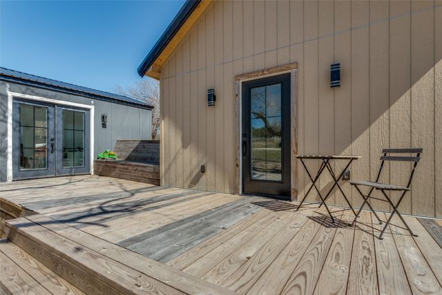 332 Hometown Way, Springtown, TX 76082