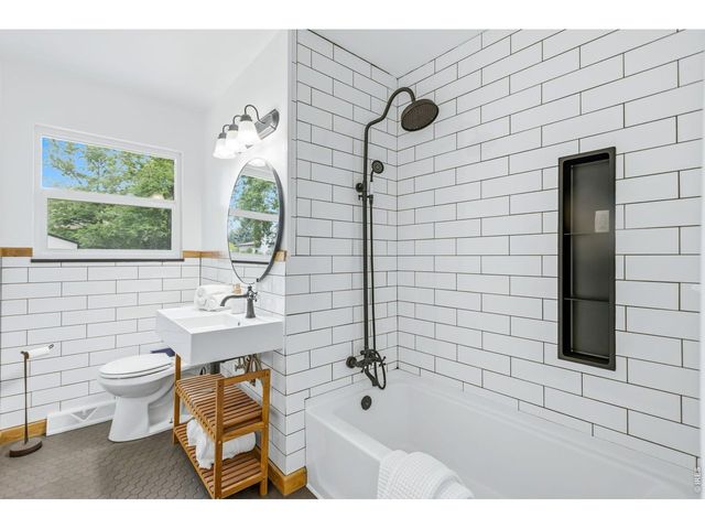 3914 W 6th St, Greeley, CO 80634