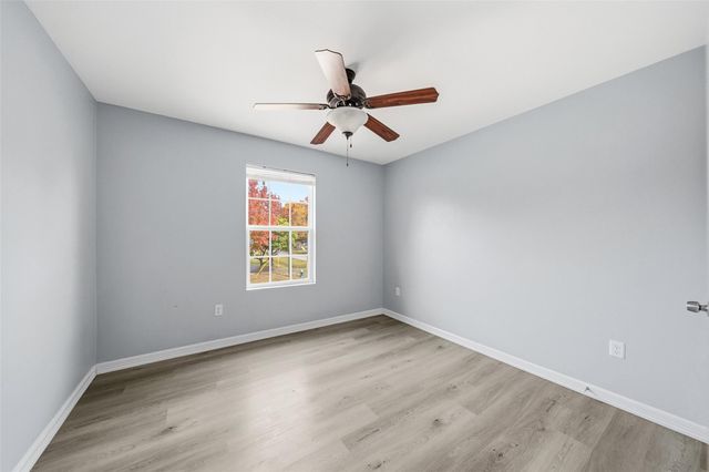 8595 Parkway Drive B, Houston, TX 77088