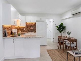 3251 SW 44th Street 205, Dania Beach, FL 33312