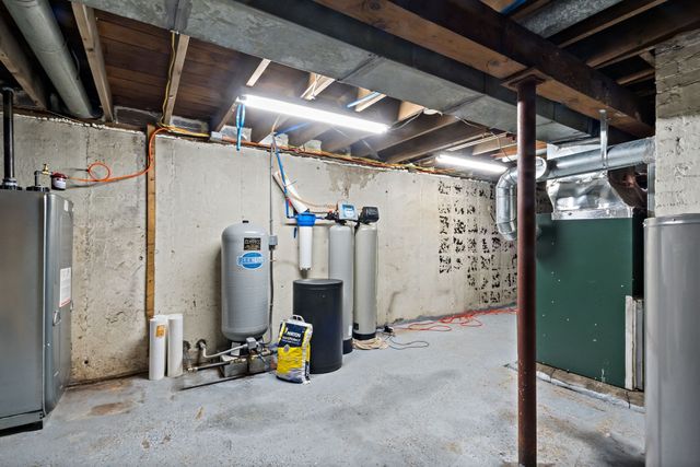 311 Winthrop Street, Rehoboth, MA 02769