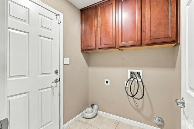 13006 Lake Pueblo Way, Bakersfield, CA 93314