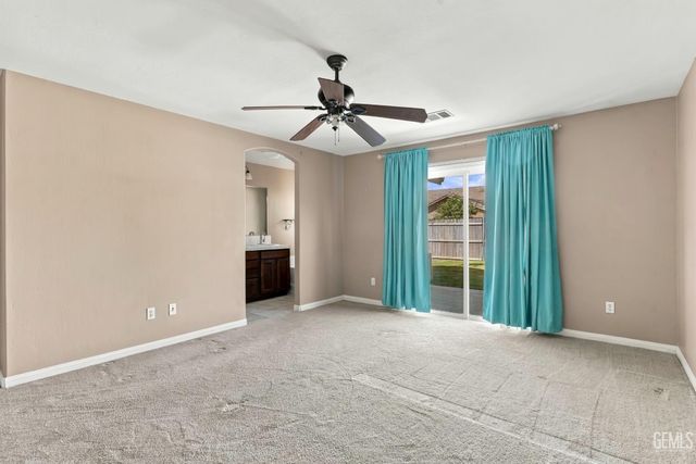13006 Lake Pueblo Way, Bakersfield, CA 93314