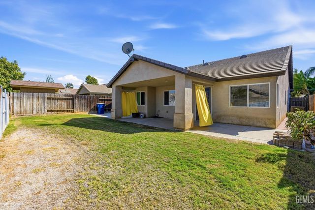 13006 Lake Pueblo Way, Bakersfield, CA 93314