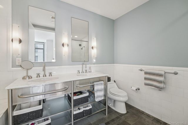 25 City Place 4B, White Plains, NY 10601