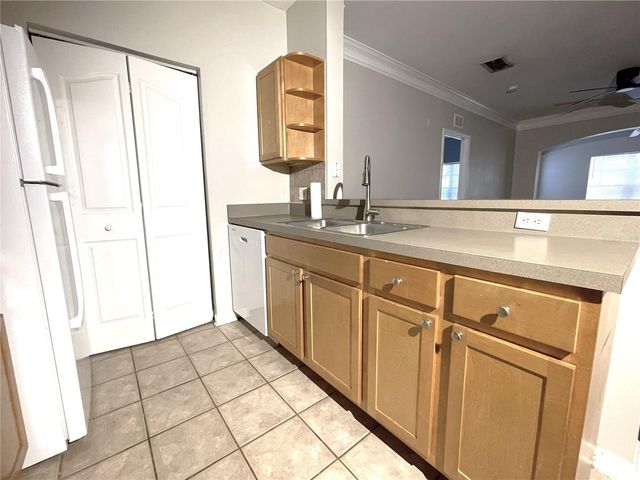 4207 S DALE MABRY HIGHWAY 9201, Tampa, FL 33611