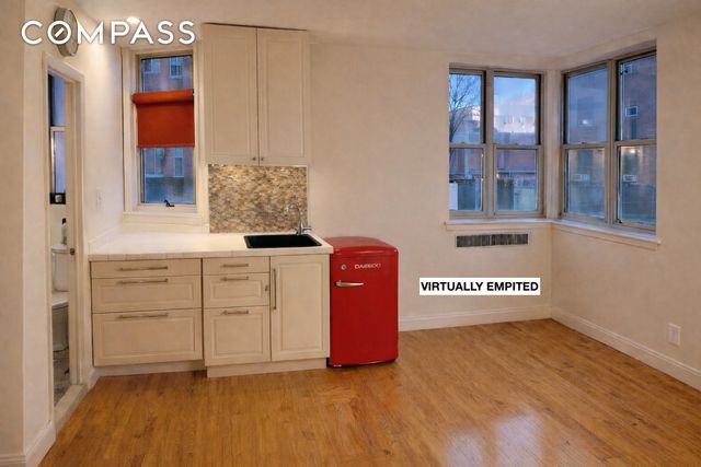 120 Bennett Ave Apt 1H, New York City, NY 10033