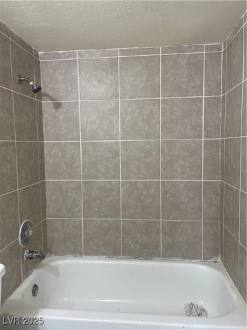 1926 NEBULA Drive 283, Las Vegas, NV 89115