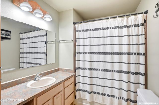 3140 Marathon Circle, Anchorage, AK 99515