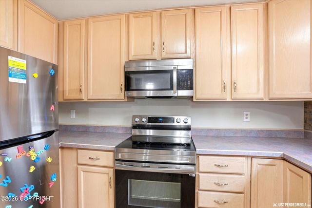 3140 Marathon Circle, Anchorage, AK 99515