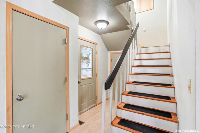 3140 Marathon Circle, Anchorage, AK 99515