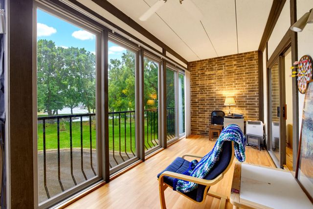 7200 Cahill Road 106, Edina, MN 55439