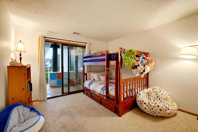 7200 Cahill Road 106, Edina, MN 55439
