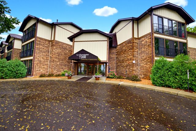 7200 Cahill Road 106, Edina, MN 55439