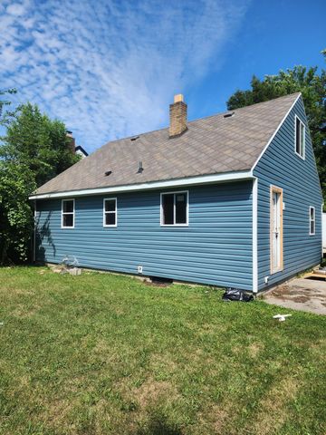 3820 Lowcroft Avenue, Lansing, MI 48910