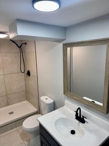 3820 Lowcroft Avenue, Lansing, MI 48910