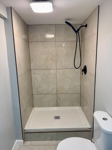 3820 Lowcroft Avenue, Lansing, MI 48910