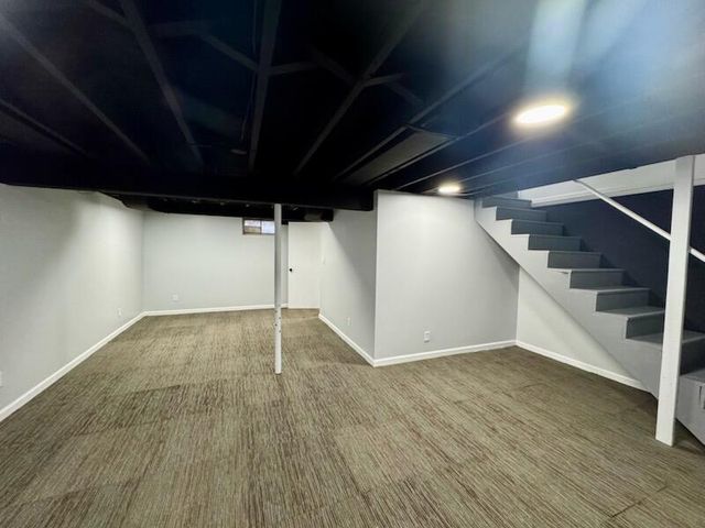 3820 Lowcroft Avenue, Lansing, MI 48910