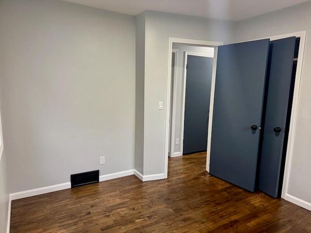 3820 Lowcroft Avenue, Lansing, MI 48910