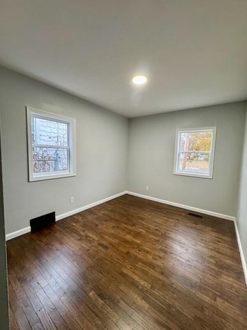 3820 Lowcroft Avenue, Lansing, MI 48910